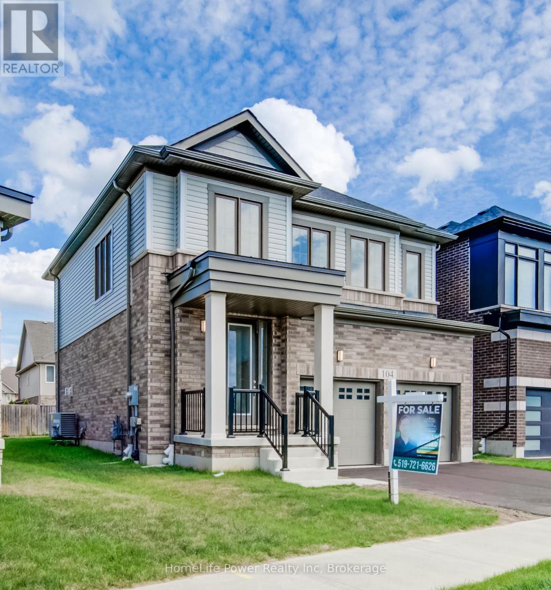 104 Blacklock Street, Cambridge, Ontario  N1S 0E3 - Photo 2 - X12670518