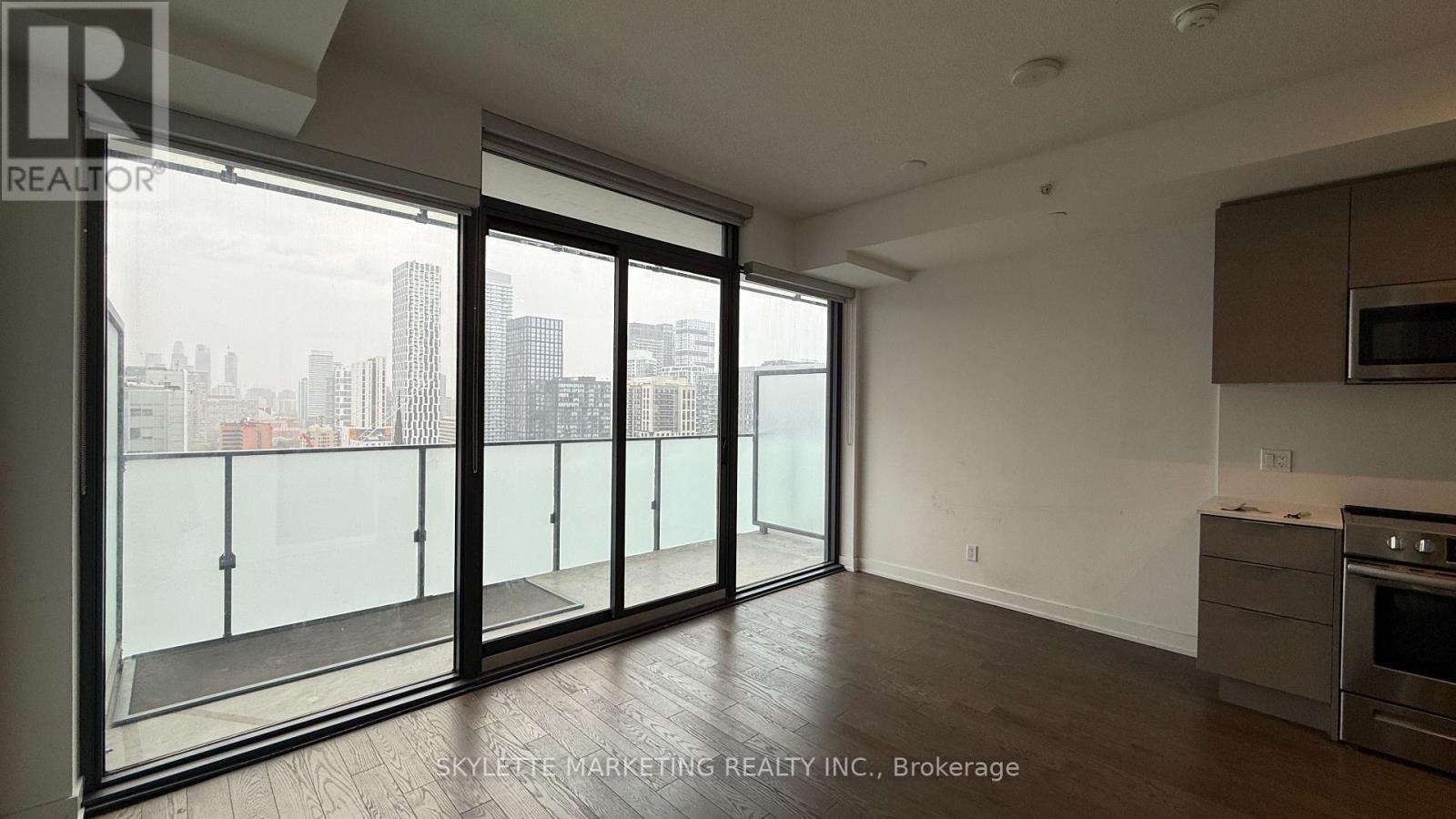 2314 - 25 Richmond Street E, Toronto, Ontario  M5C 0A6 - Photo 3 - C12670514