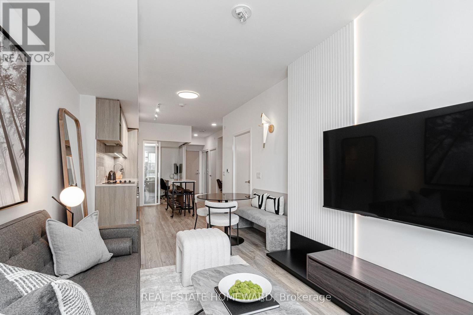 502 - 2020 Bathurst Street, Toronto, Ontario  M5P 0A6 - Photo 3 - C12670516