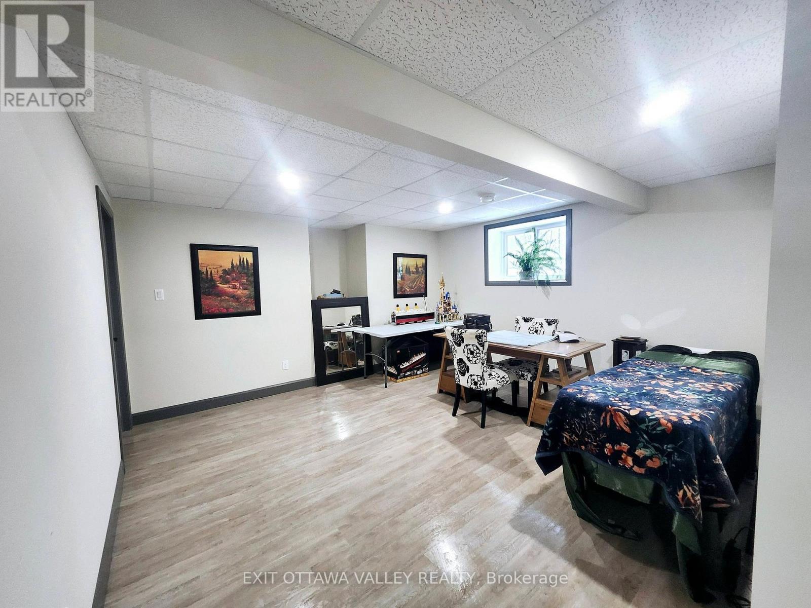 1485 Rapid Road, Whitewater Region, Ontario  K0J 2L0 - Photo 33 - X12630684