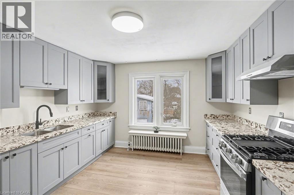 218 Weber Street E, Kitchener, Ontario  N2H 1E8 - Photo 11 - 40796613