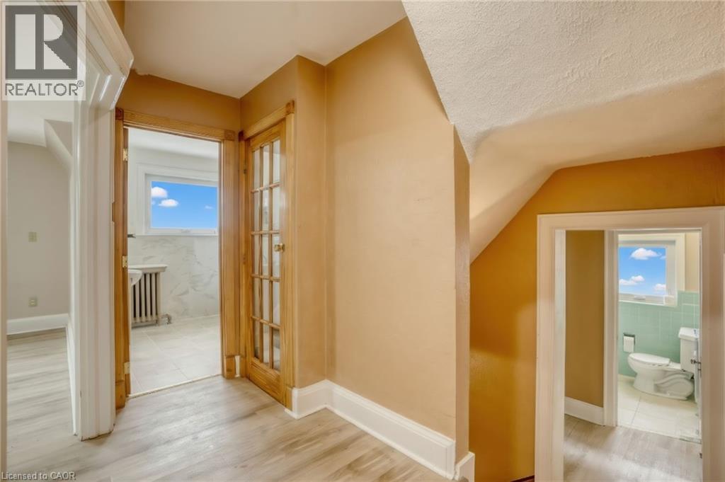 218 Weber Street E, Kitchener, Ontario  N2H 1E8 - Photo 15 - 40796613