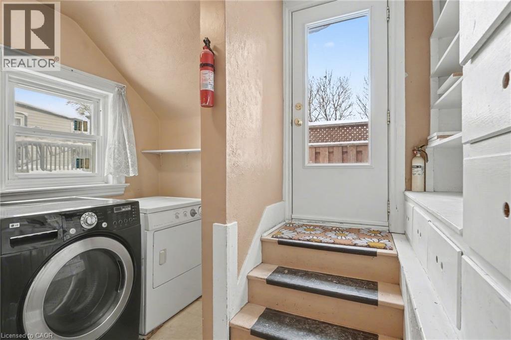 218 Weber Street E, Kitchener, Ontario  N2H 1E8 - Photo 16 - 40796613