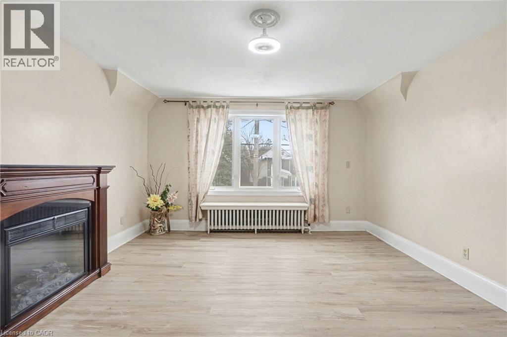 218 Weber Street E, Kitchener, Ontario  N2H 1E8 - Photo 7 - 40796613