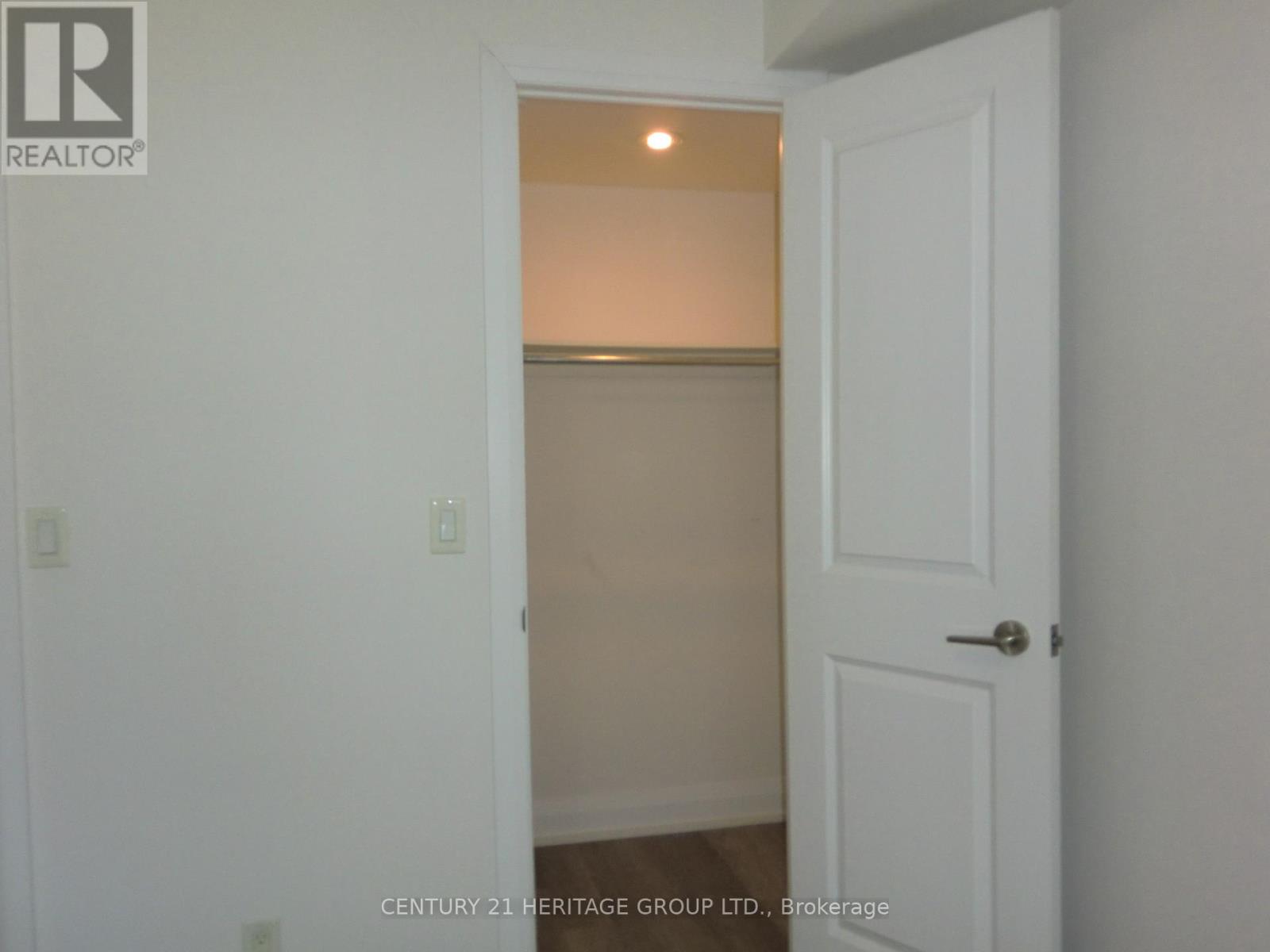 #801 - 372 Highway 7 Avenue E, Richmond Hill, Ontario  L4B 0C4 - Photo 15 - N12670528