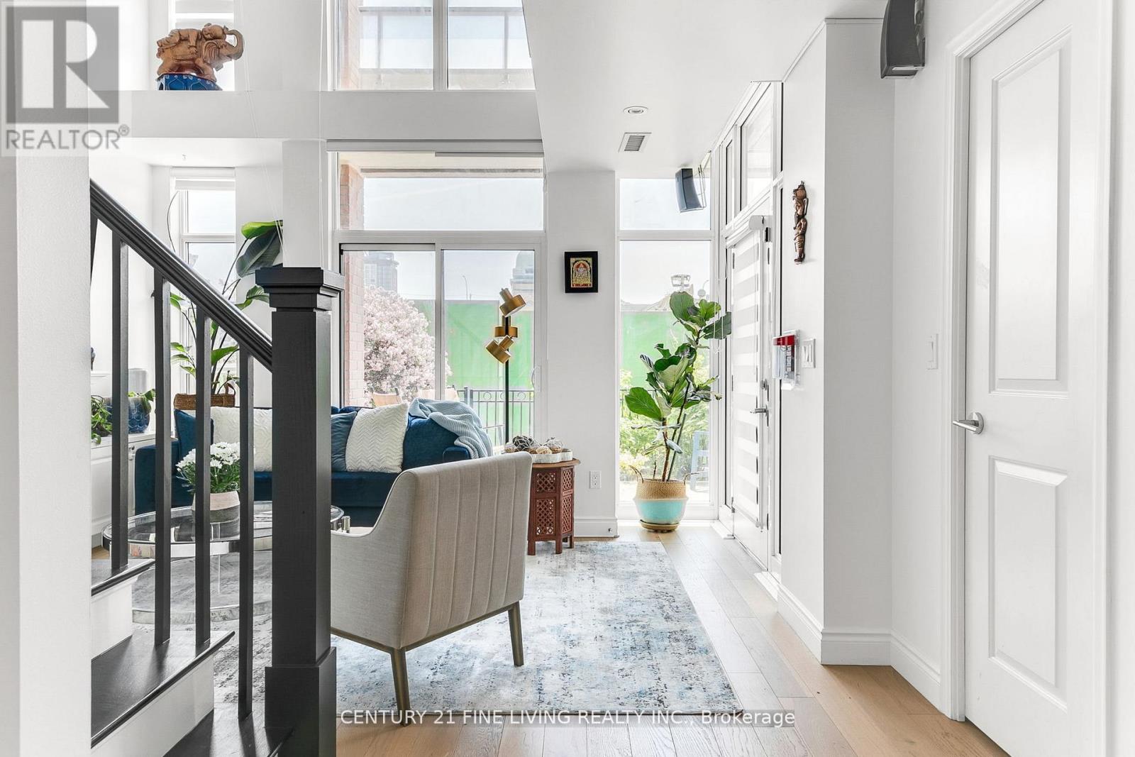 Th22 - 6 Pirandello Street, Toronto, Ontario  M6K 0B1 - Photo 11 - C12668982