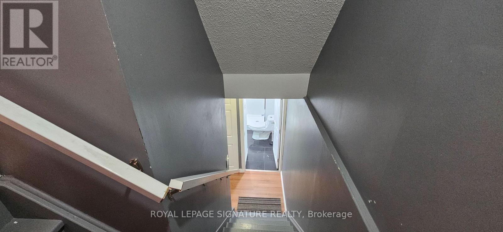 15 - 1039 Cedarglen Gate, Mississauga, Ontario  L5C 3A7 - Photo 24 - W12659756