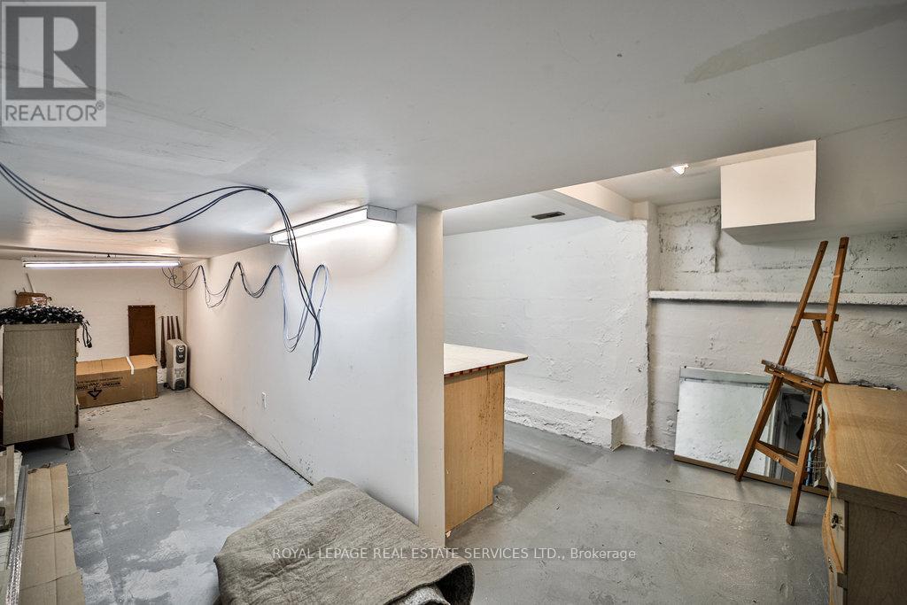 128 Chisholm Street, Oakville, Ontario  L6K 3J2 - Photo 29 - W12670522