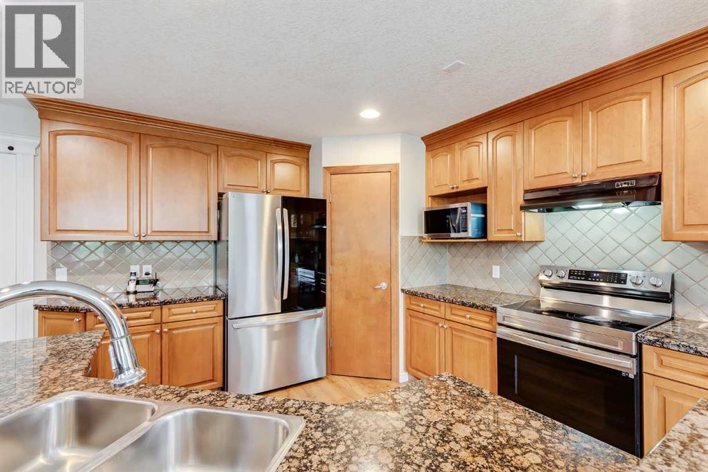 7 Everglade Circle Sw, Calgary, Alberta  T2Y 4M7 - Photo 19 - A2276622