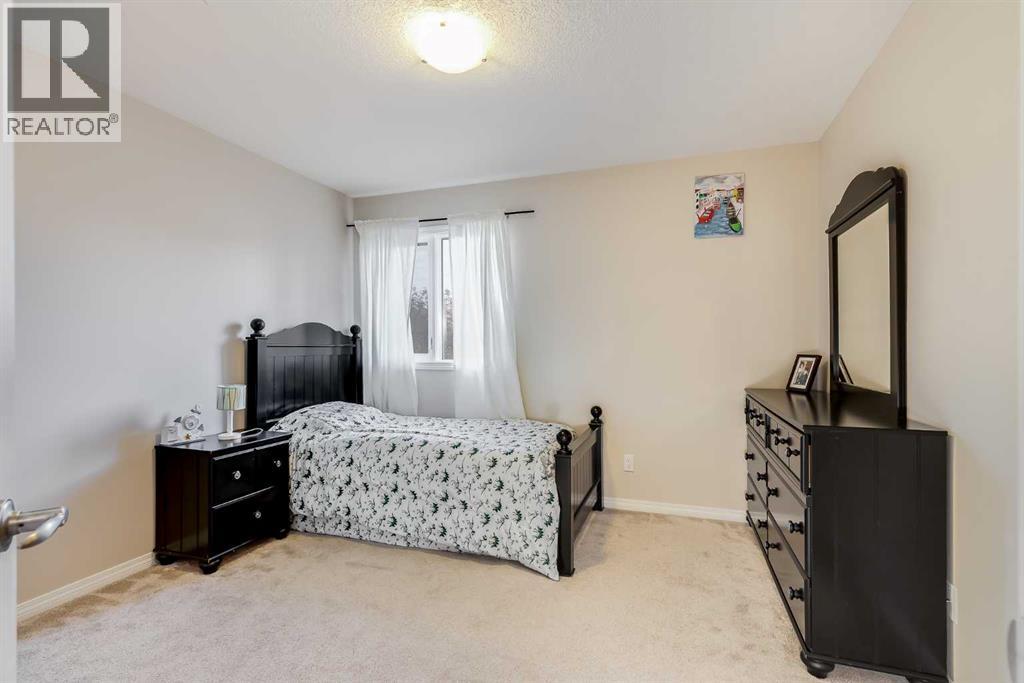 7 Everglade Circle Sw, Calgary, Alberta  T2Y 4M7 - Photo 29 - A2276622