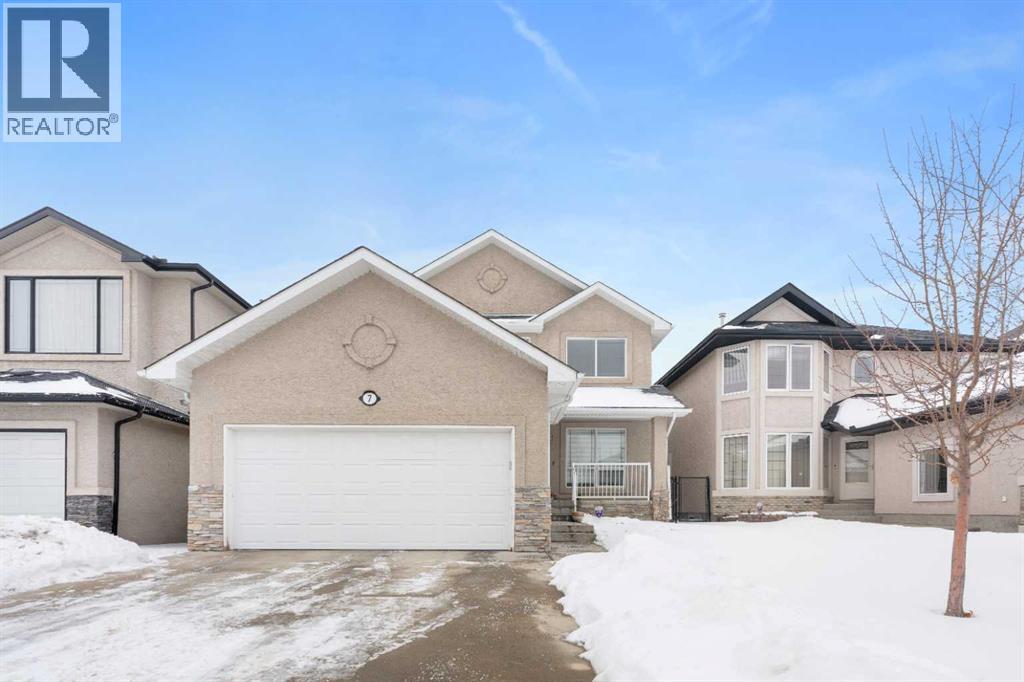 7 Everglade Circle Sw, Calgary, Alberta  T2Y 4M7 - Photo 3 - A2276622