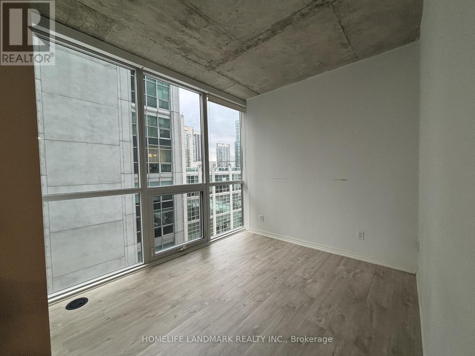 1105 - 88 Blue Jays Way, Toronto, Ontario  M5V 0L7 - Photo 14 - C12670538