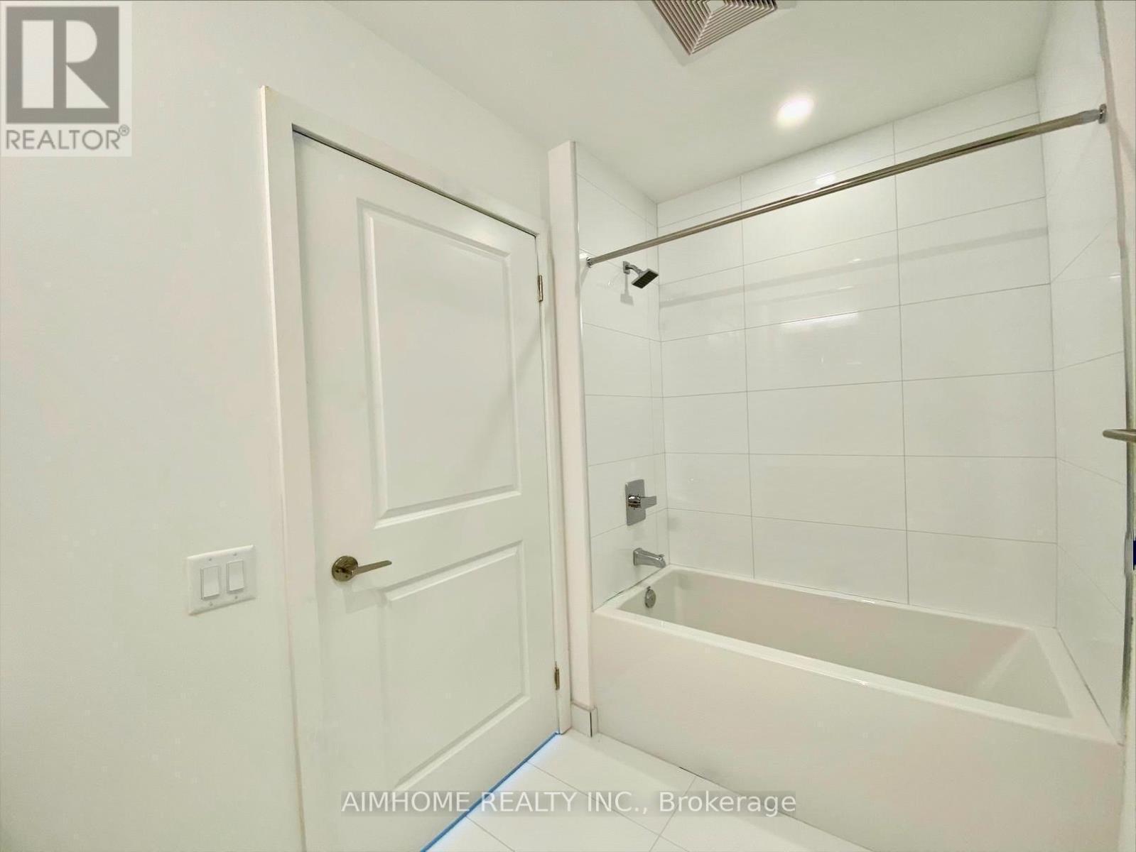 4902 - 395 Bloor Street E, Toronto, Ontario  M4W 1H7 - Photo 12 - C12670574