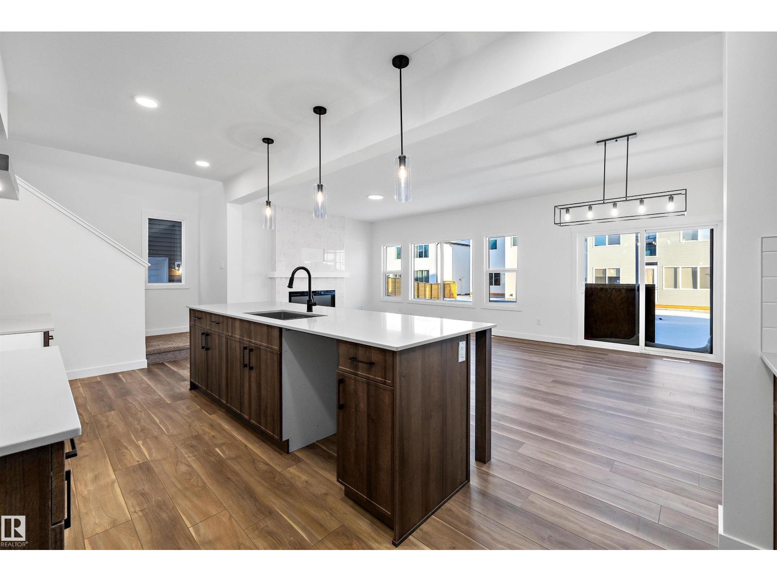 17325 6a St Ne, Edmonton, Alberta  T5Y 4E8 - Photo 12 - E4468979