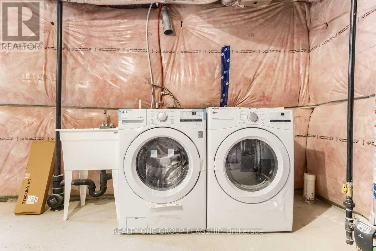 269 Provident Way S, Hamilton, Ontario  L0R 1W0 - Photo 32 - X12664980