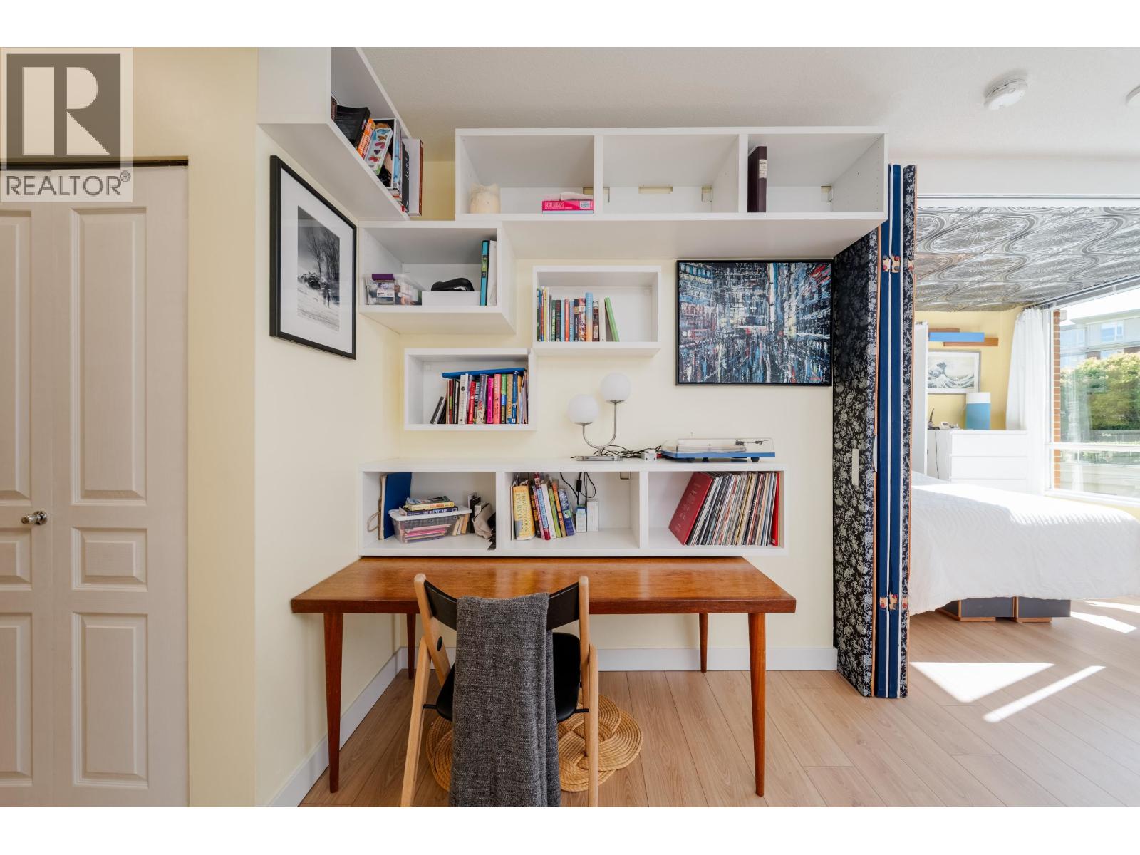 420 4028 Knight Street, Vancouver, British Columbia  V5N 5Y8 - Photo 4 - R3076865