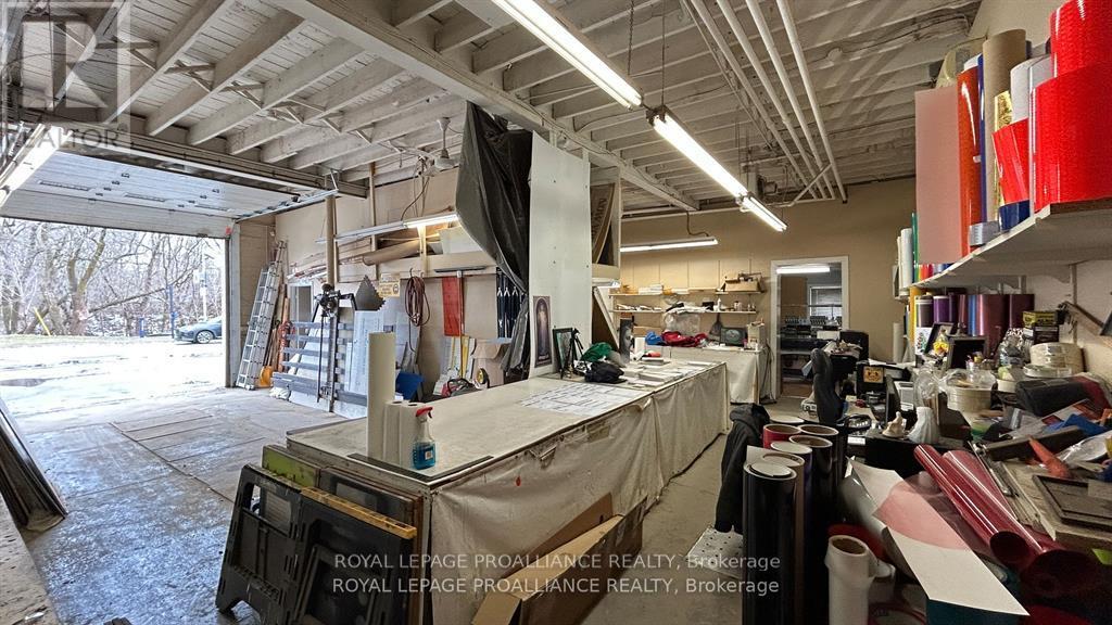 180 Perth Street, Brockville, Ontario  K6V 5E5 - Photo 6 - X12670596