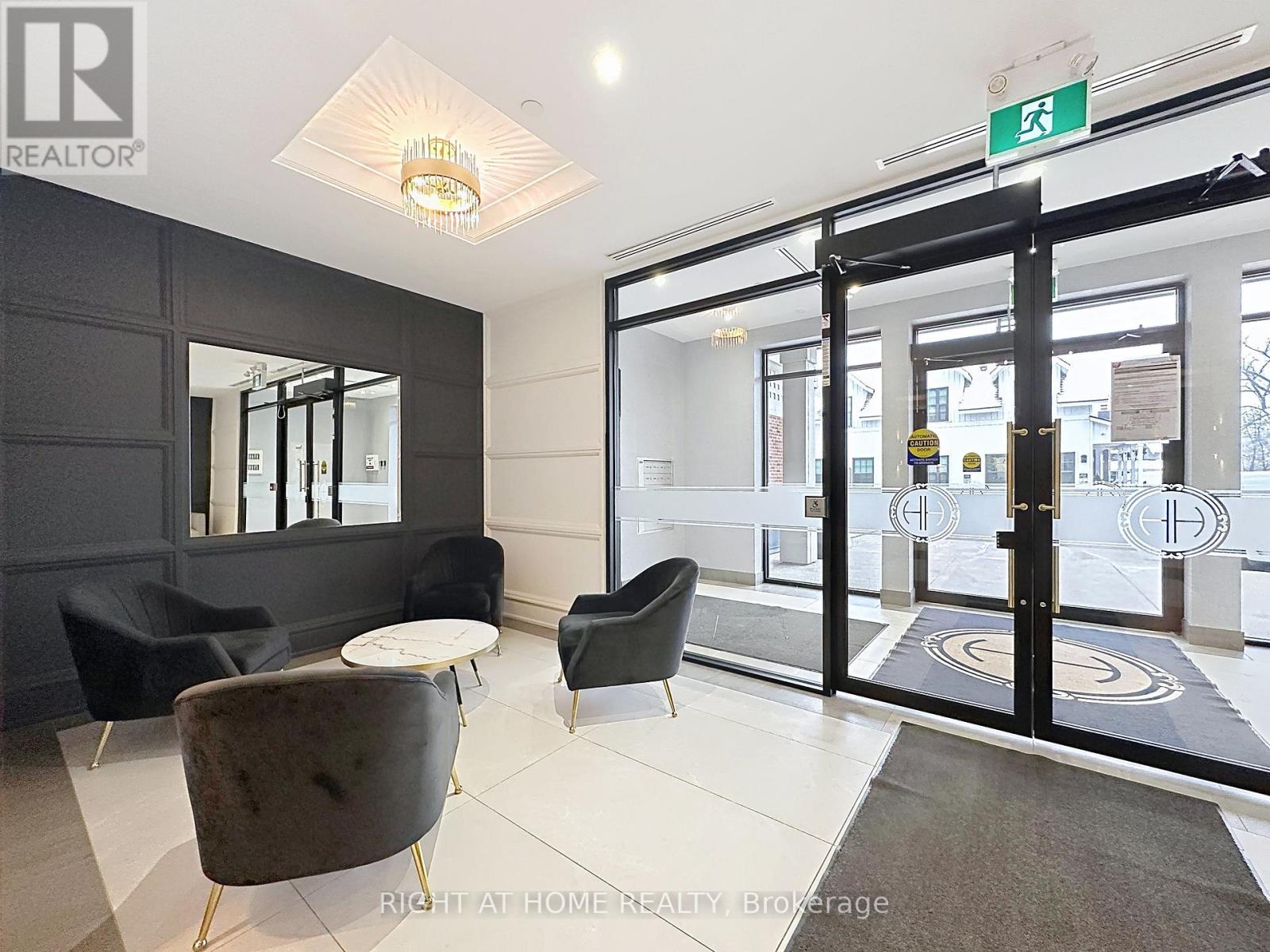 Ph02 - 208 Main St Unionville Street, Markham, Ontario  L3R 6J8 - Photo 2 - N12655356