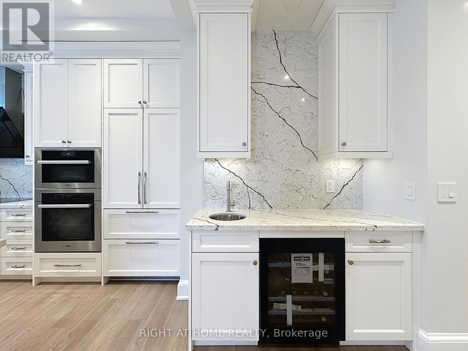 Ph02 - 208 Main St Unionville Street, Markham, Ontario  L3R 6J8 - Photo 13 - N12655356