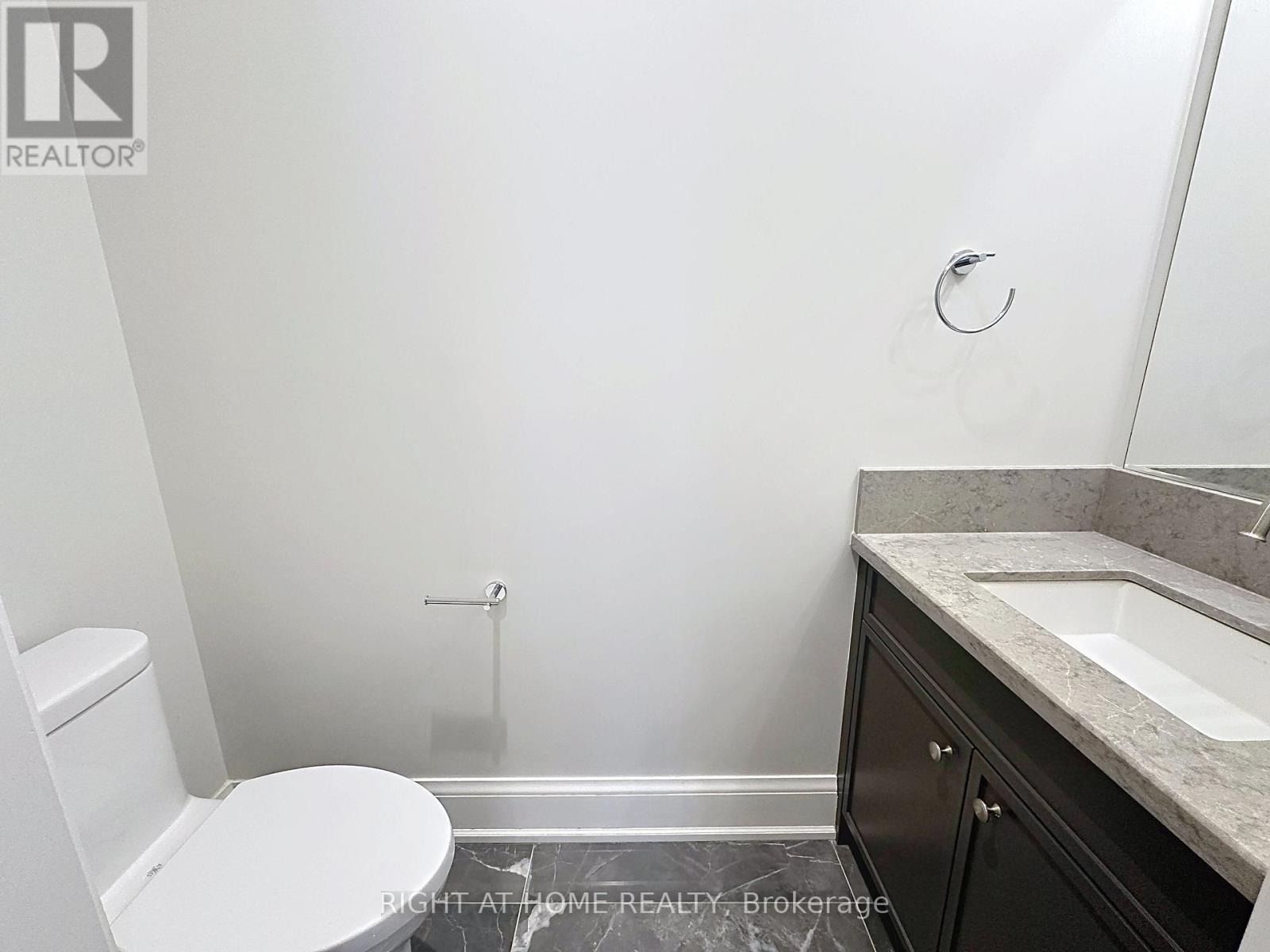 Ph02 - 208 Main St Unionville Street, Markham, Ontario  L3R 6J8 - Photo 10 - N12655356