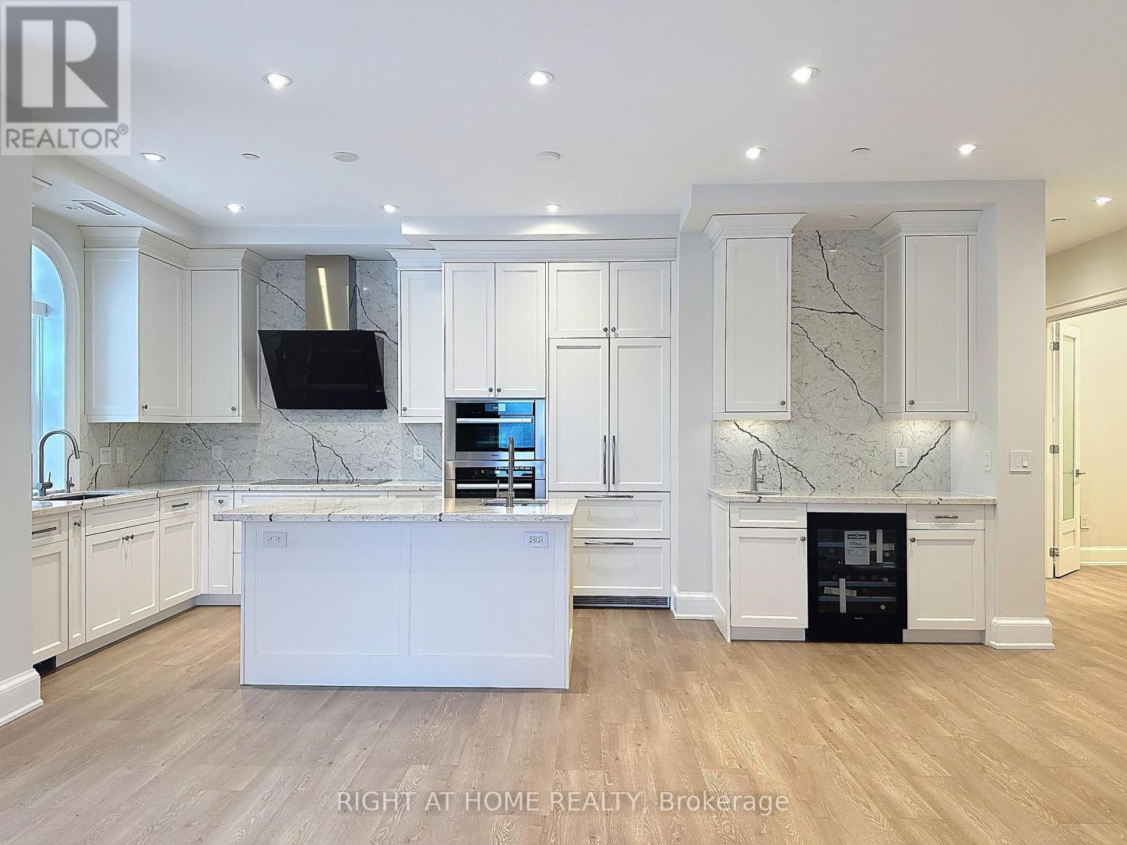 Ph02 - 208 Main St Unionville Street, Markham, Ontario  L3R 6J8 - Photo 12 - N12655356