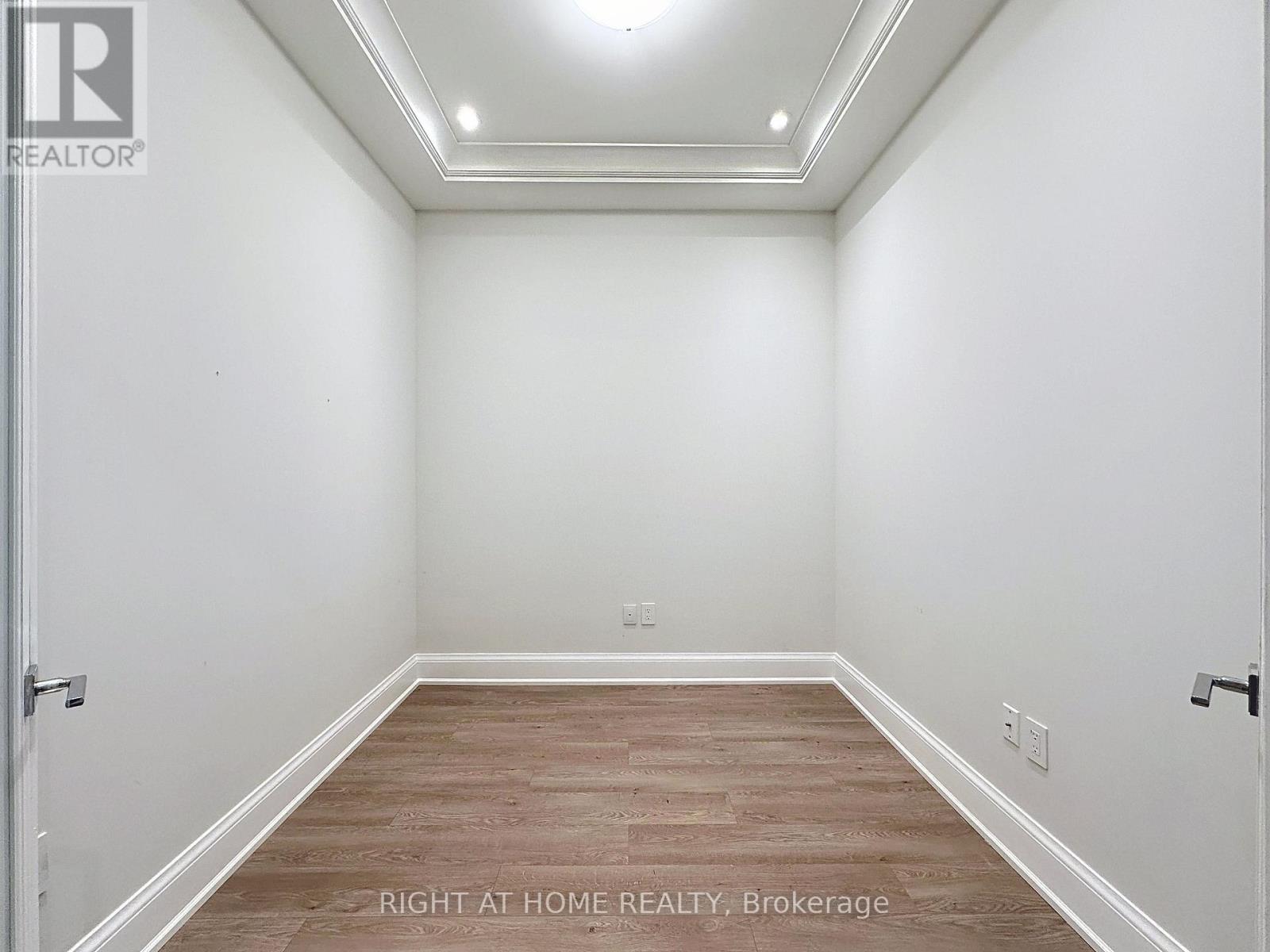 Ph02 - 208 Main St Unionville Street, Markham, Ontario  L3R 6J8 - Photo 8 - N12655356