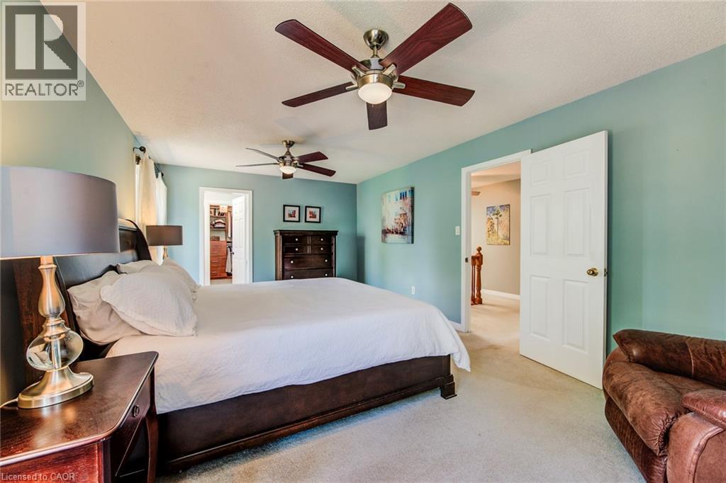 33 Tinatawa Court, Kitchener, Ontario  N2A 3G9 - Photo 36 - 40794413