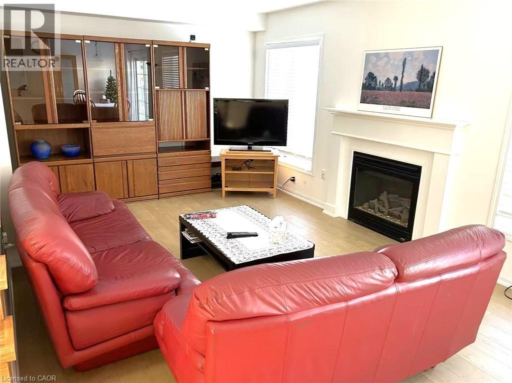 143 Chase Crescent, Cambridge, Ontario  N3C 0C6 - Photo 3 - 40796524