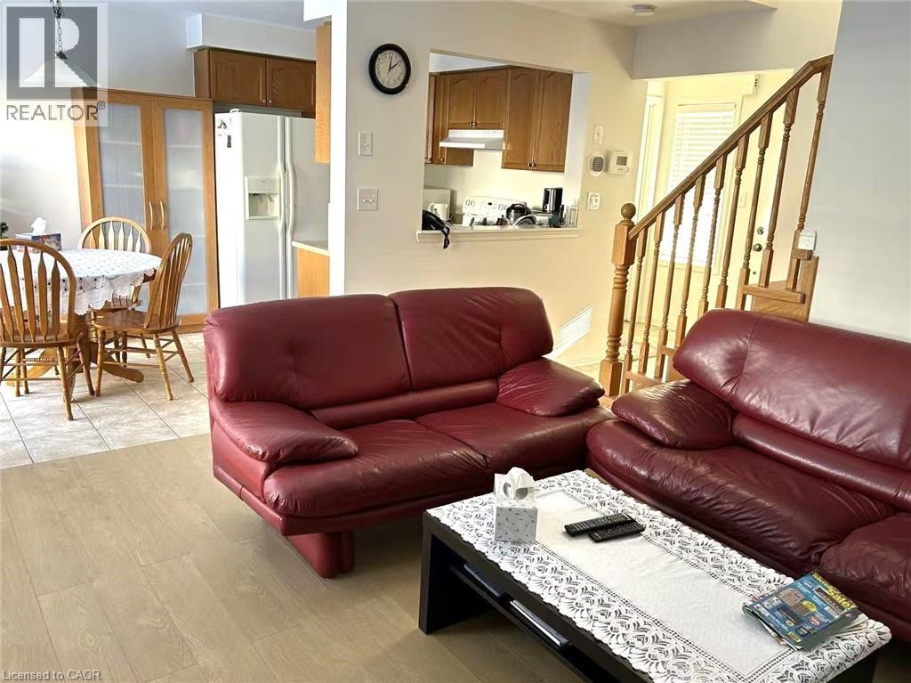 143 Chase Crescent, Cambridge, Ontario  N3C 0C6 - Photo 4 - 40796524