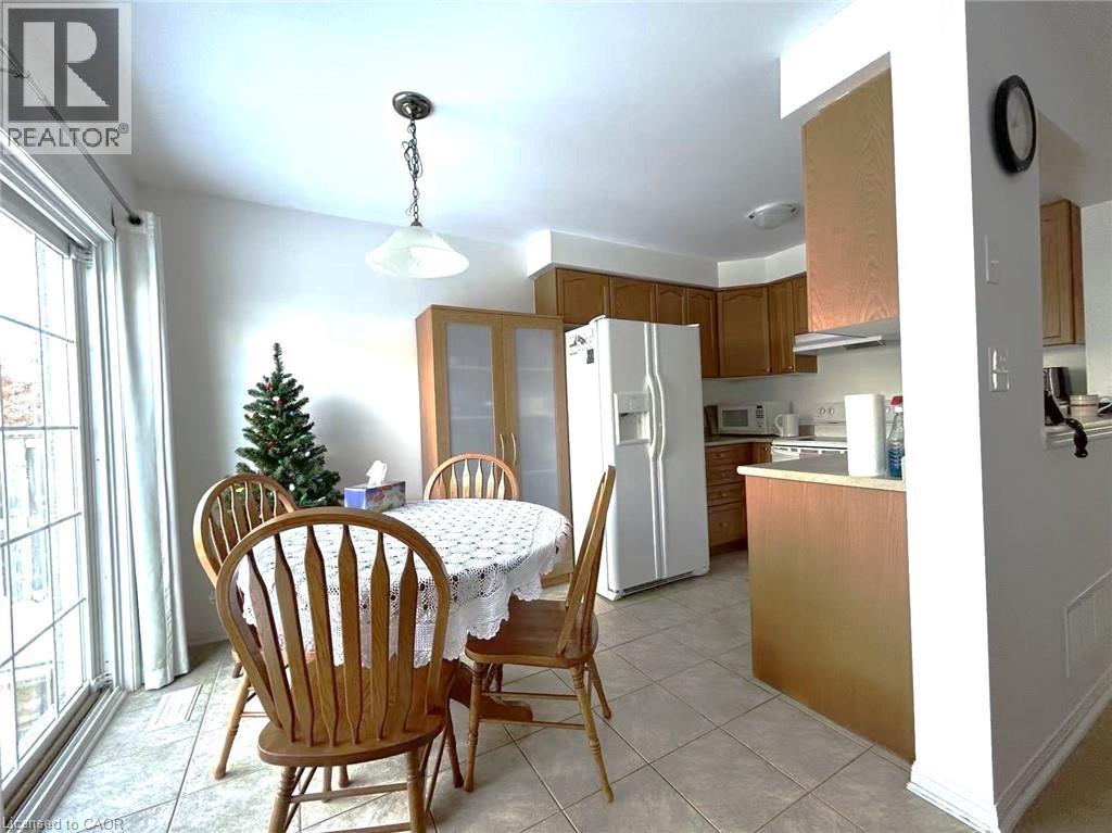 143 Chase Crescent, Cambridge, Ontario  N3C 0C6 - Photo 5 - 40796524