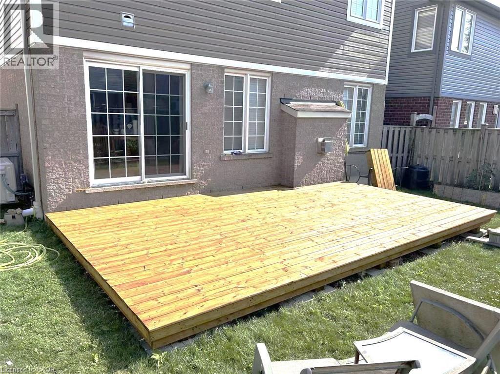 143 Chase Crescent, Cambridge, Ontario  N3C 0C6 - Photo 2 - 40796524