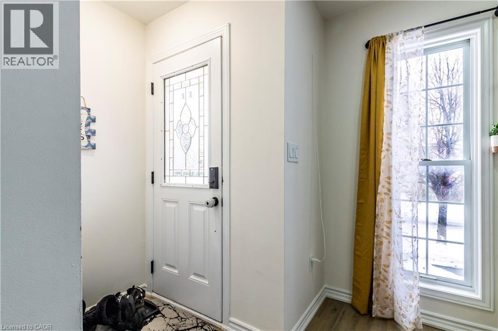 61 Wake Robin Drive, Kitchener, Ontario  N2E 3L4 - Photo 5 - 40796637