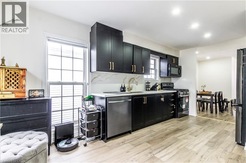 61 Wake Robin Drive, Kitchener, Ontario  N2E 3L4 - Photo 13 - 40796637