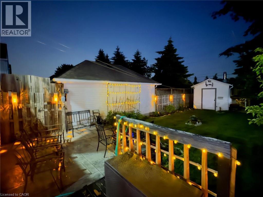 61 Wake Robin Drive, Kitchener, Ontario  N2E 3L4 - Photo 35 - 40796637