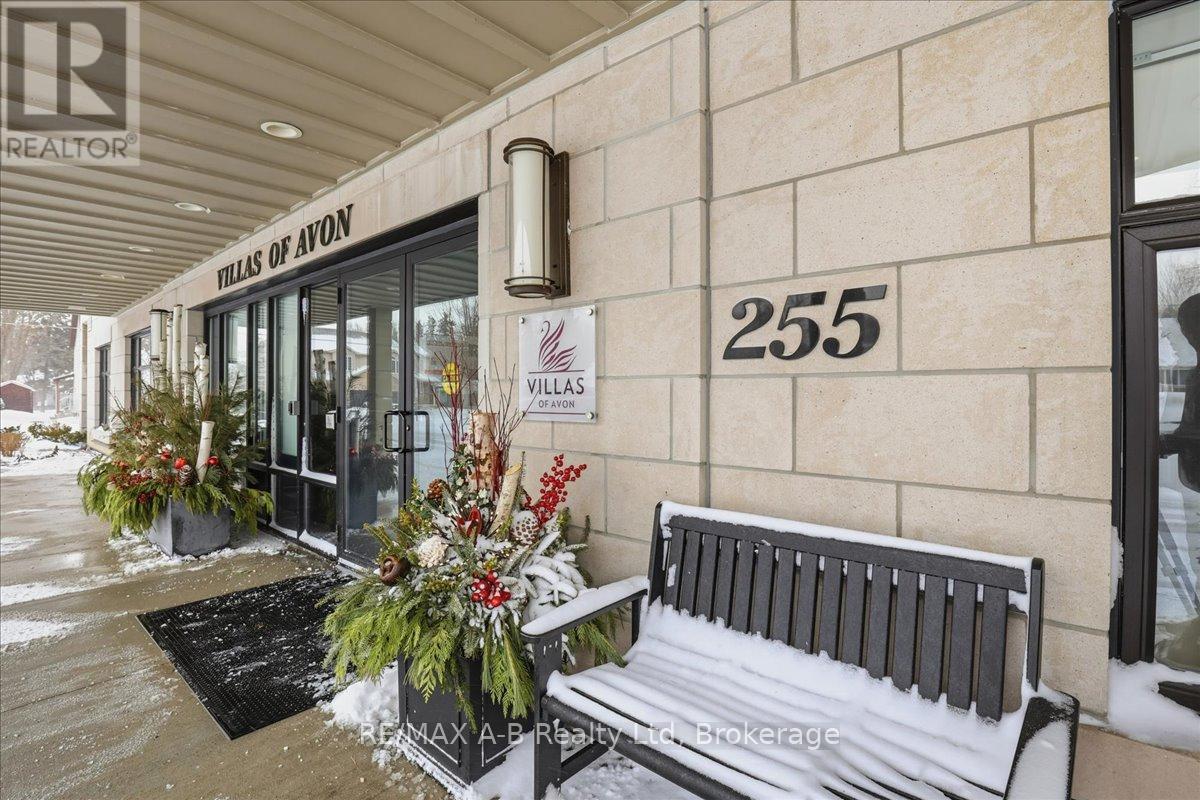 206 - 255 JOHN STREET N, Stratford, Ontario