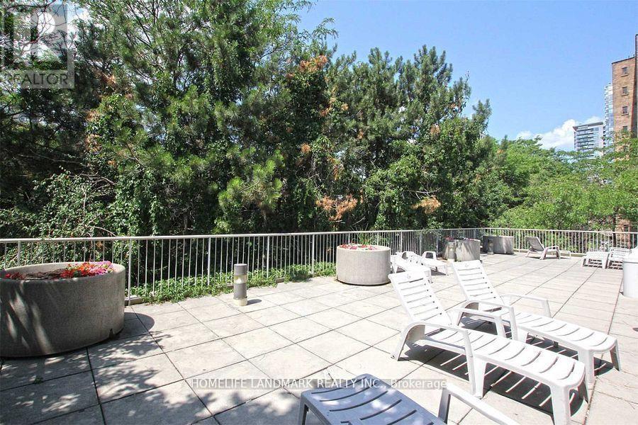 1401 - 298 Jarvis Street, Toronto, Ontario  M5B 2M4 - Photo 10 - C12670618