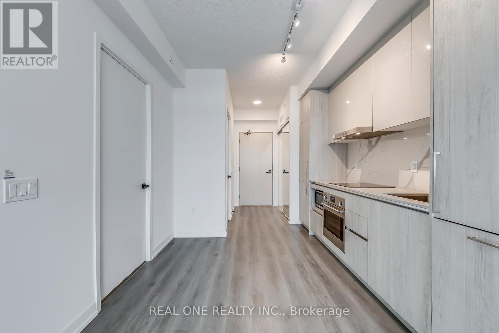 3105 - 225 Commerce Street, Vaughan, Ontario  L4K 5C3 - Photo 11 - N12670600