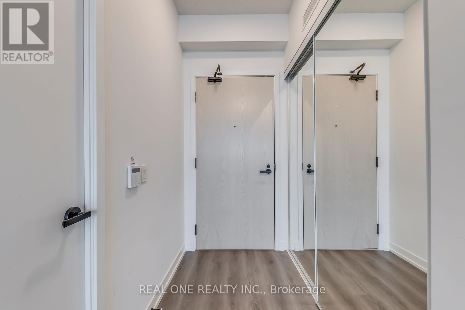 3105 - 225 Commerce Street, Vaughan, Ontario  L4K 5C3 - Photo 9 - N12670600