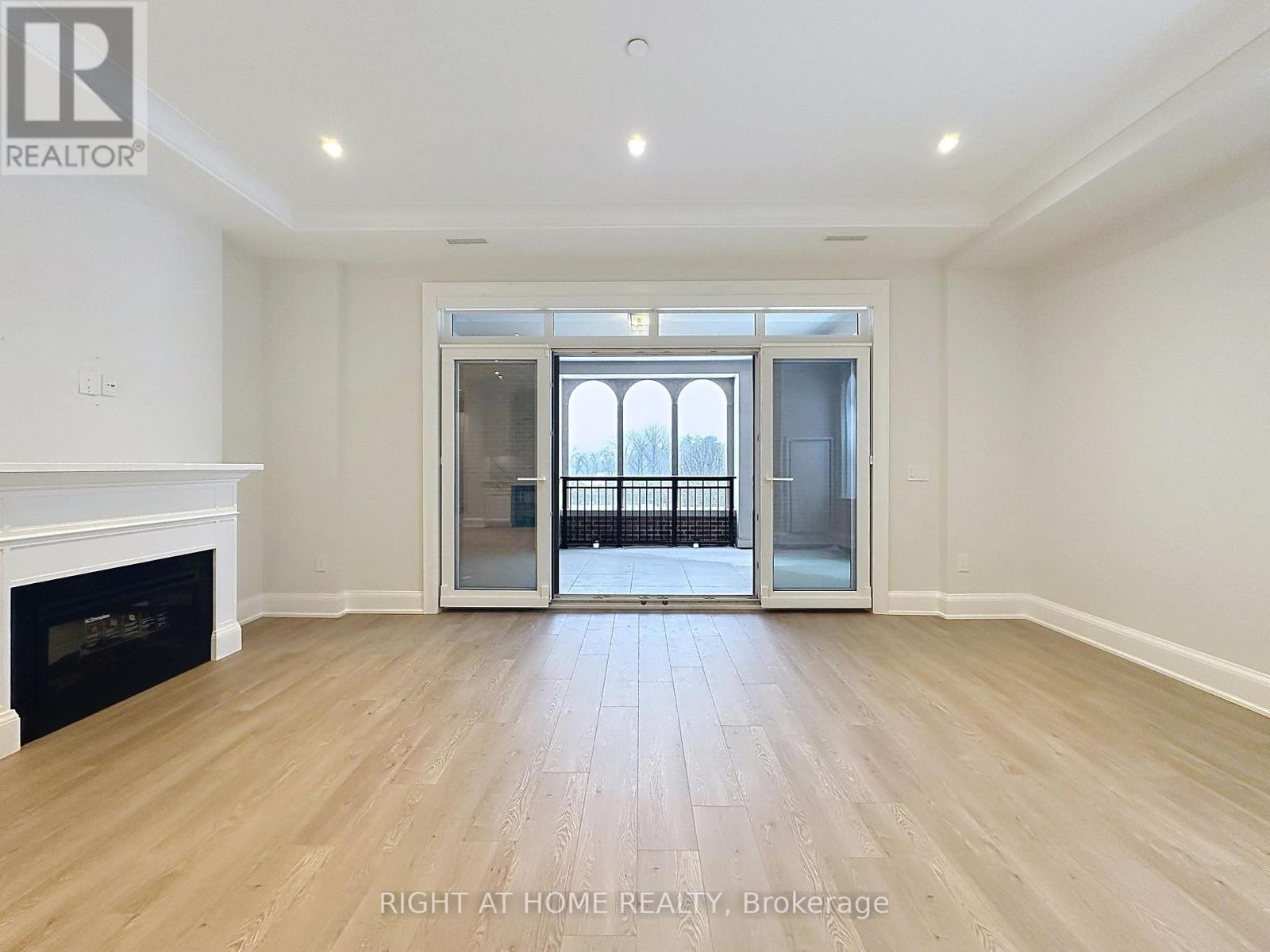 Ph02 - 208 Main St Unionville Street, Markham, Ontario  L3R 6J8 - Photo 20 - N12655356