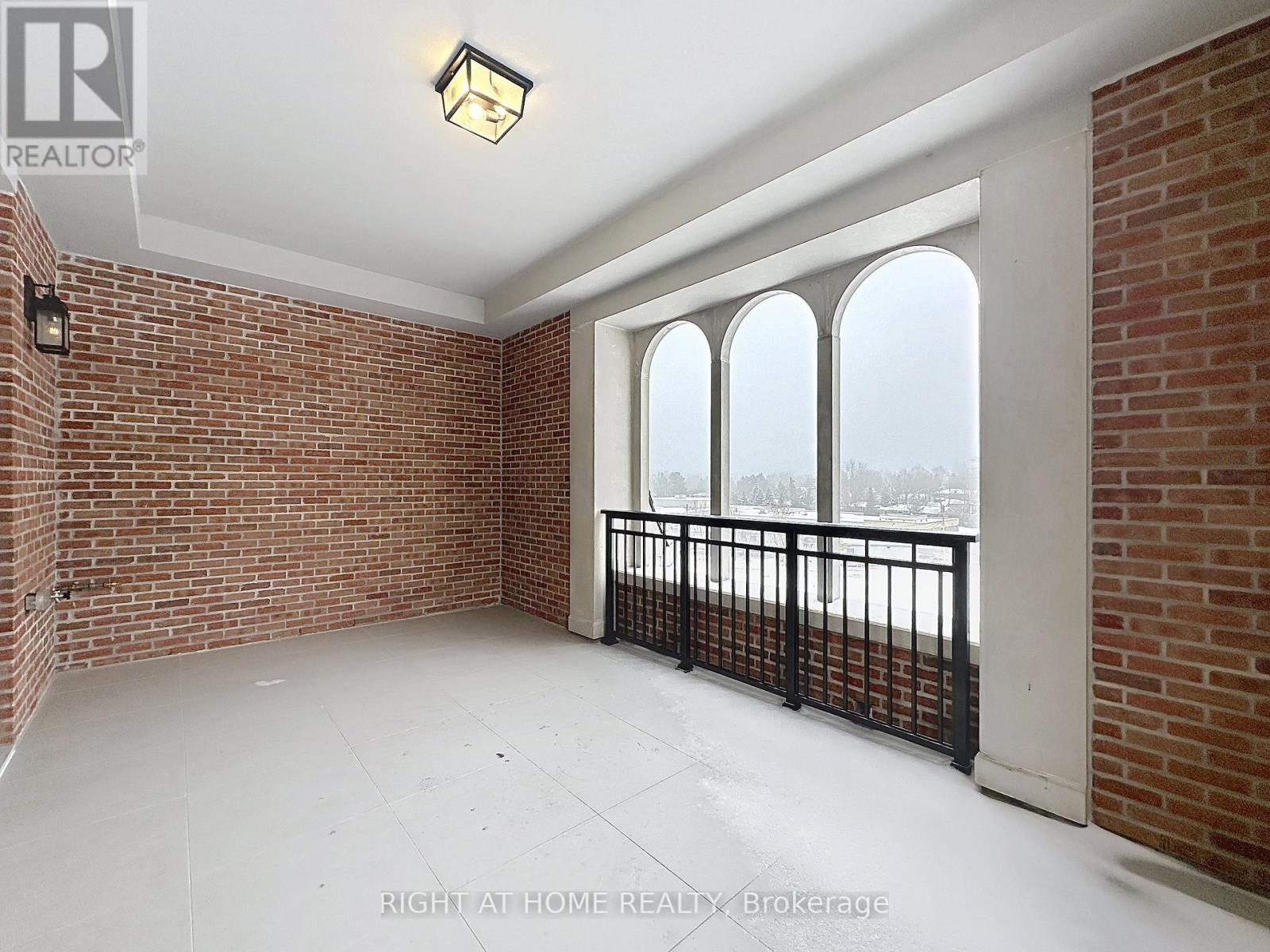 Ph02 - 208 Main St Unionville Street, Markham, Ontario  L3R 6J8 - Photo 22 - N12655356