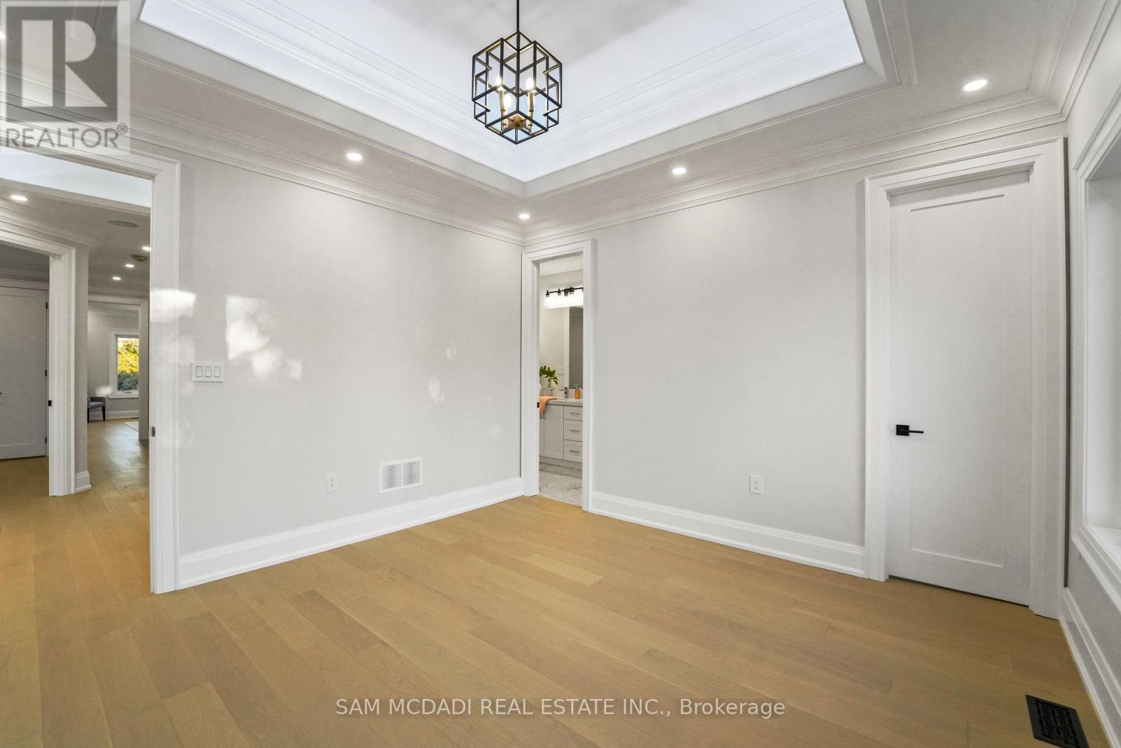 303 Delta Street, Toronto, Ontario  M8W 4G1 - Photo 25 - W12670620