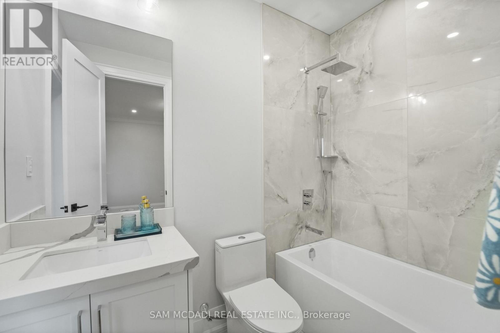 303 Delta Street, Toronto, Ontario  M8W 4G1 - Photo 31 - W12670620