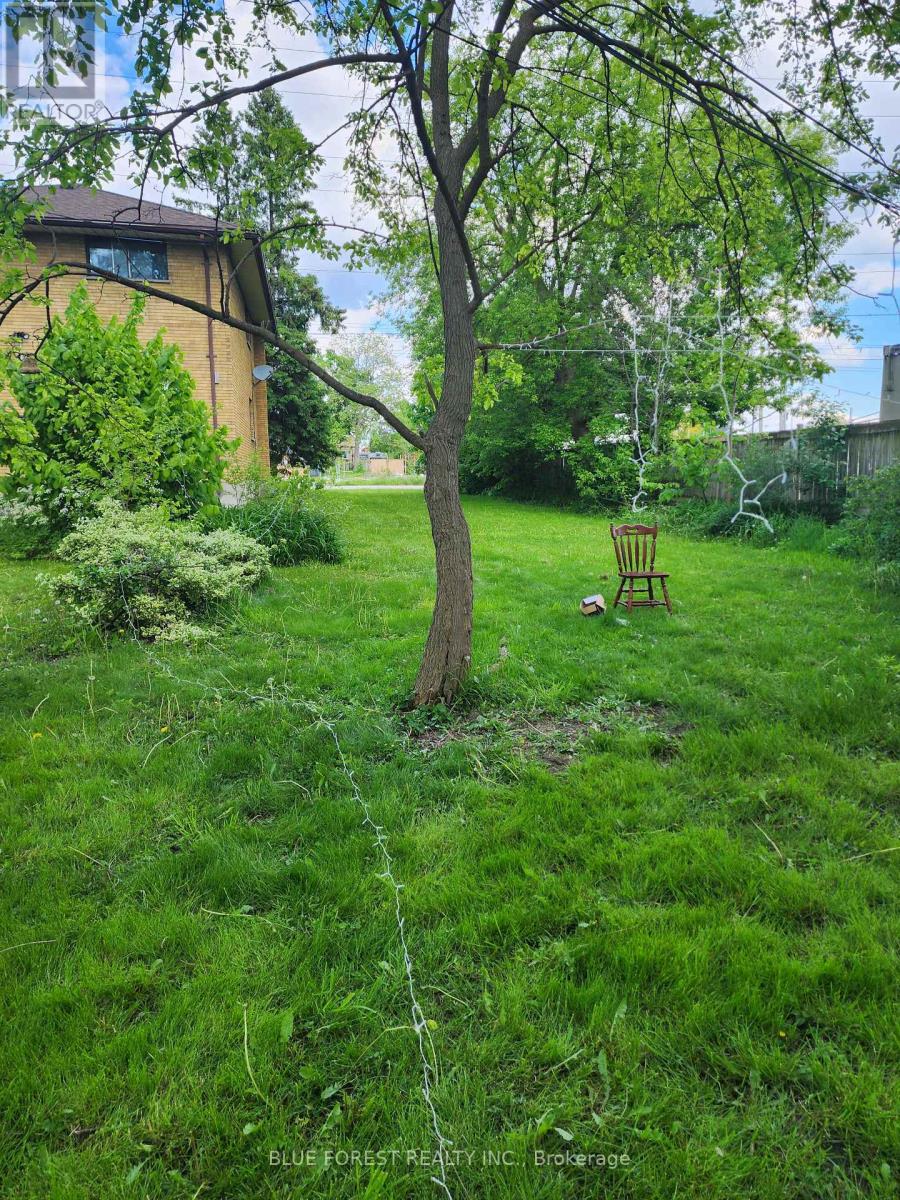 433 Second Street, London East, Ontario  N5W 4T2 - Photo 5 - X12670666