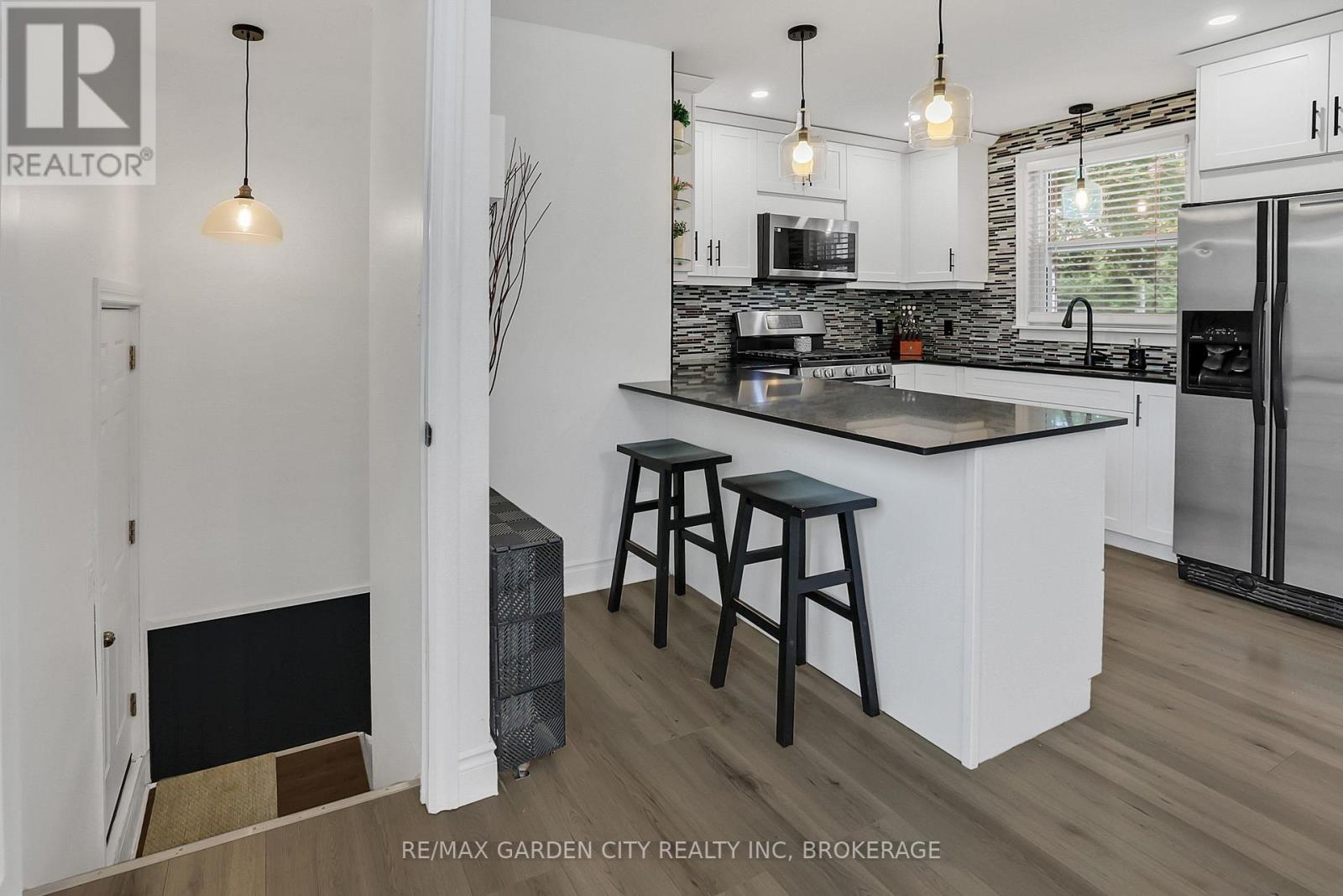 222 Ridgeway Road, Fort Erie, Ontario  L0S 1B0 - Photo 32 - X12670630