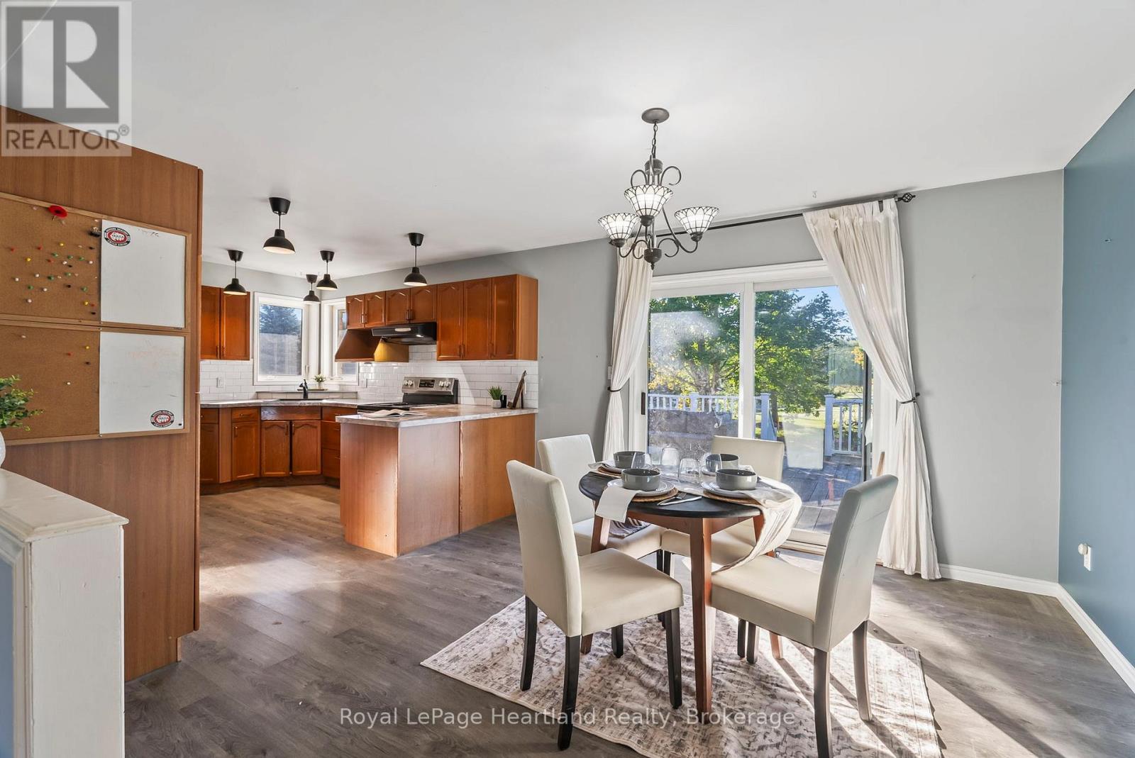 1020 Main Street, Howick, Ontario  N0G 2X0 - Photo 11 - X12670658