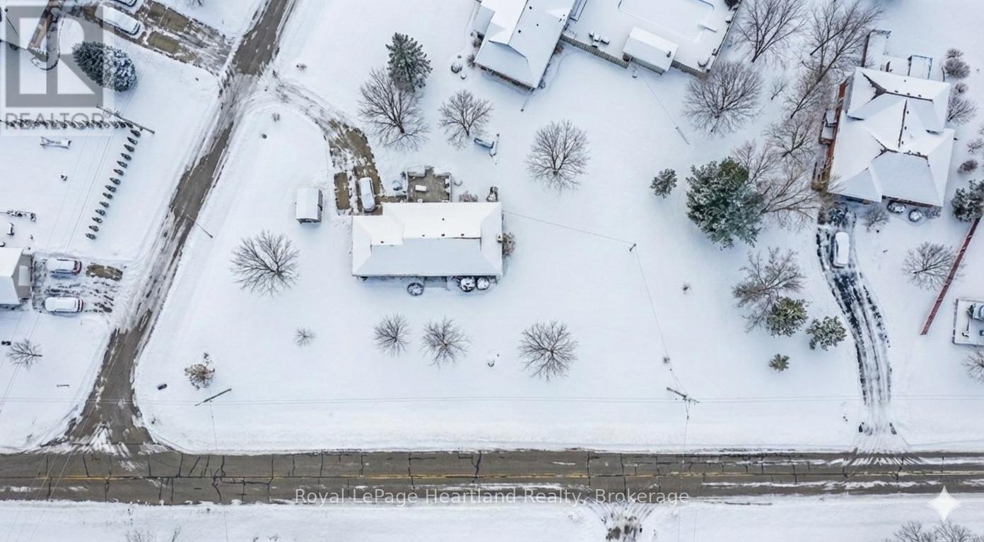 1020 Main Street, Howick, Ontario  N0G 2X0 - Photo 2 - X12670658