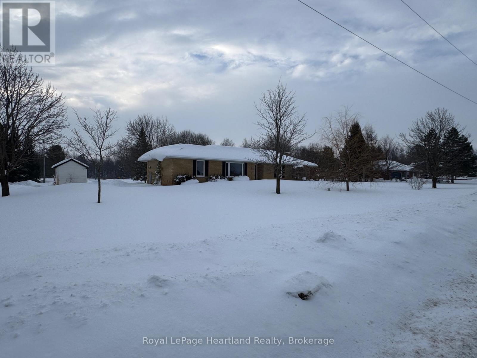 1020 Main Street, Howick, Ontario  N0G 2X0 - Photo 4 - X12670658