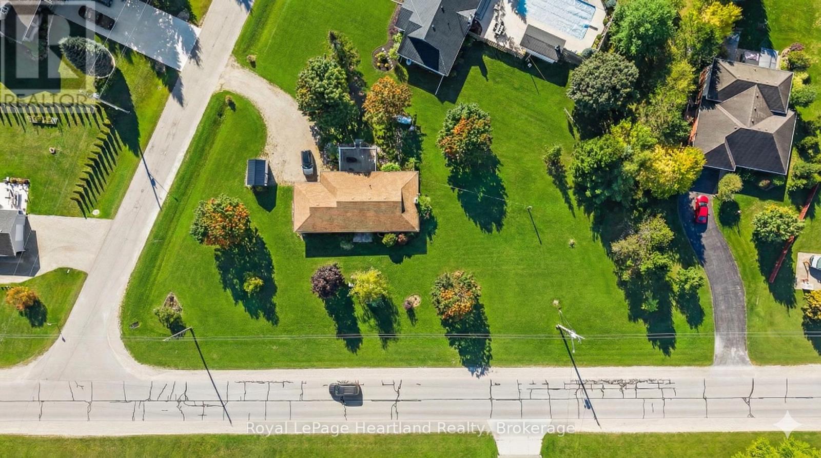 1020 Main Street, Howick, Ontario  N0G 2X0 - Photo 7 - X12670658