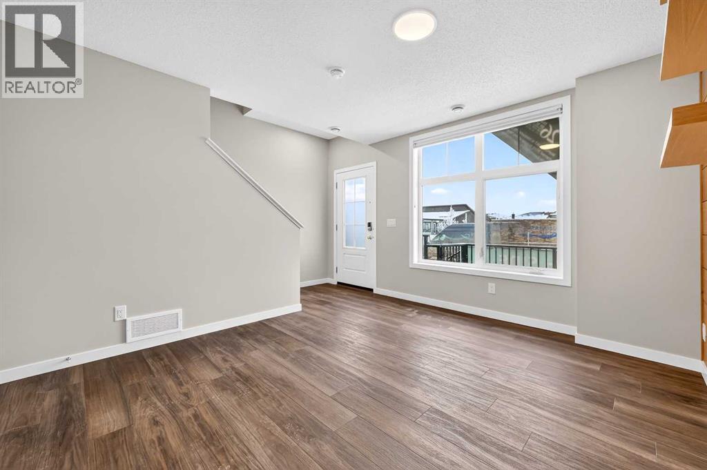 589 Mahogany Road Se, Calgary, Alberta  T3M 3Y3 - Photo 6 - A2274258