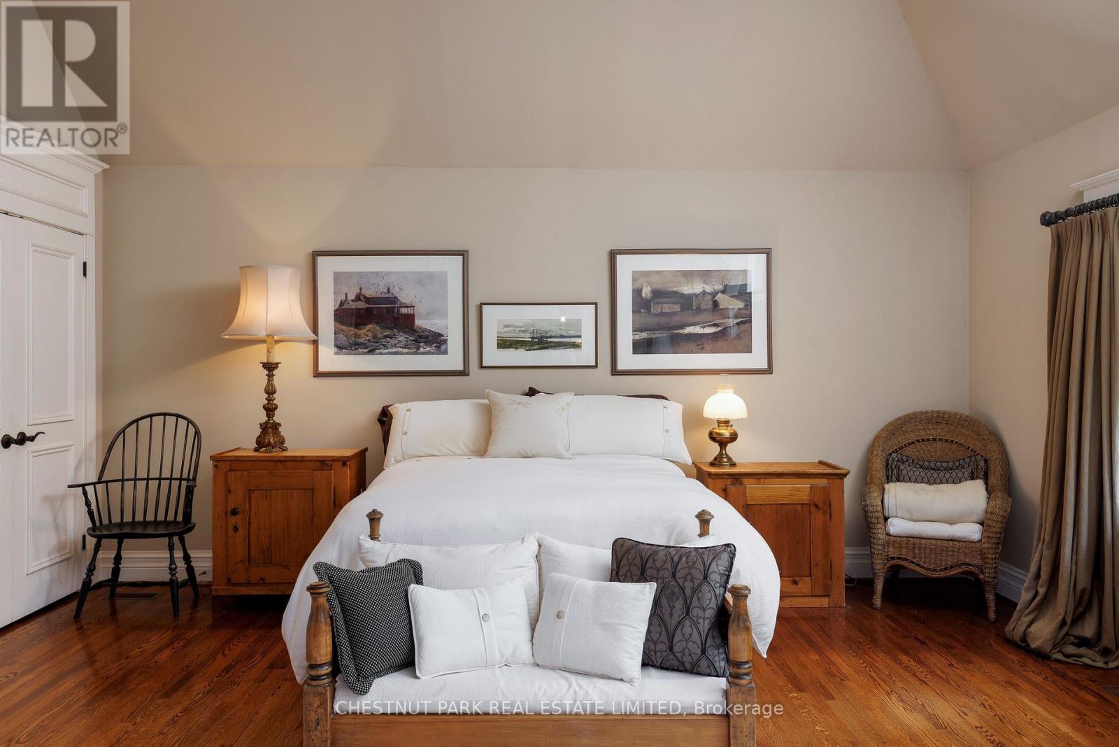 20 Mckenzie Avenue, Toronto, Ontario  M4W 1J9 - Photo 22 - C12670634